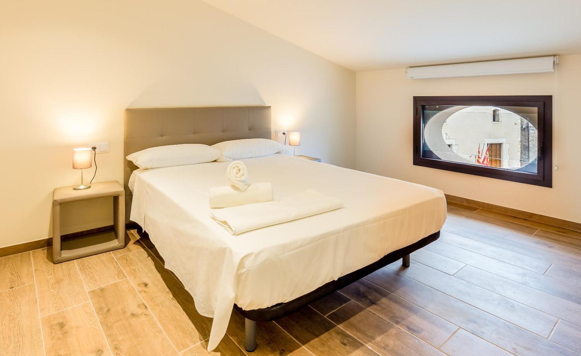 Can Cintet 3 Apartamento Con Terraza En Besalu Besalú Exterior foto