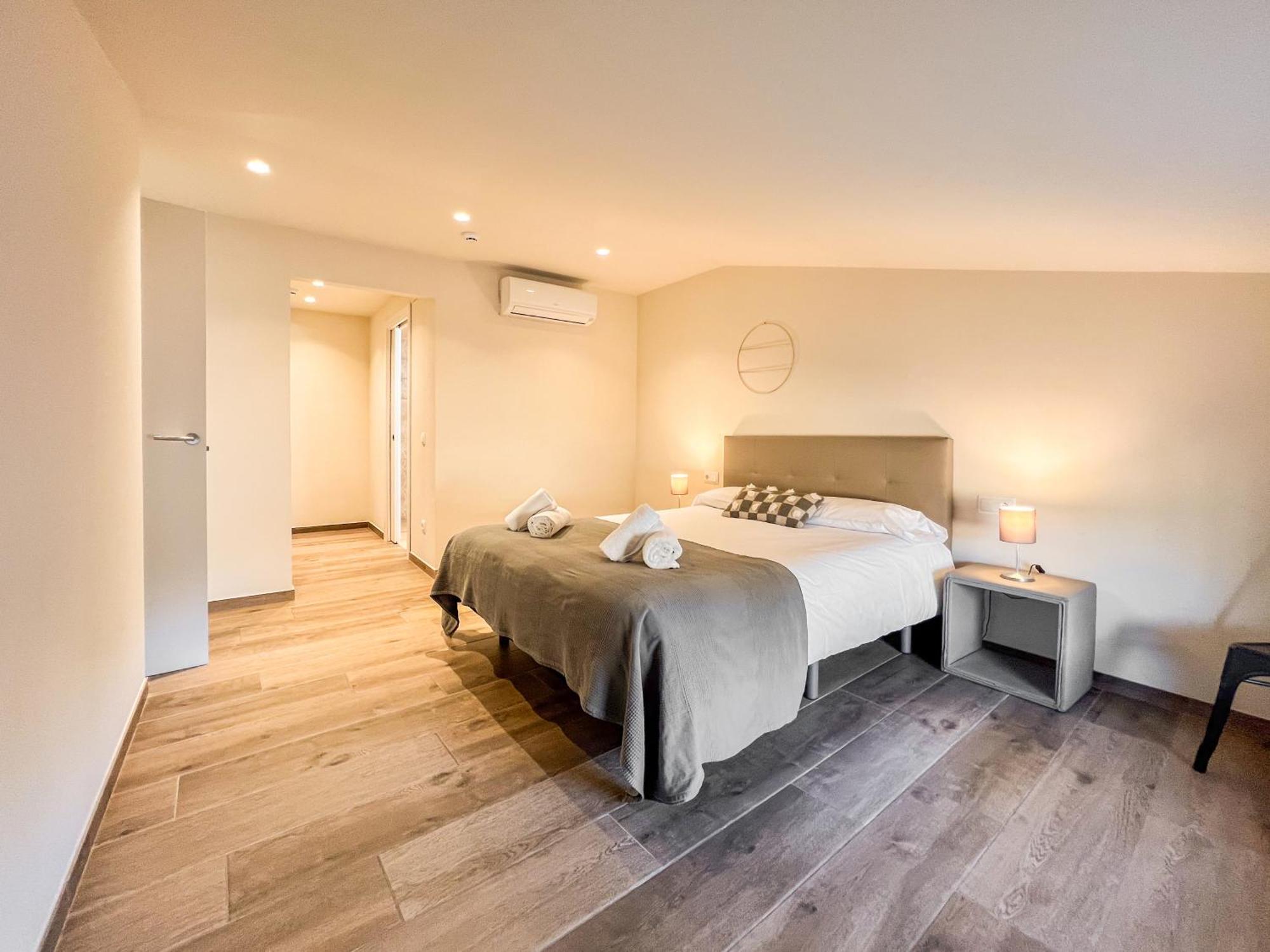 Can Cintet 3 Apartamento Con Terraza En Besalu Besalú Exterior foto